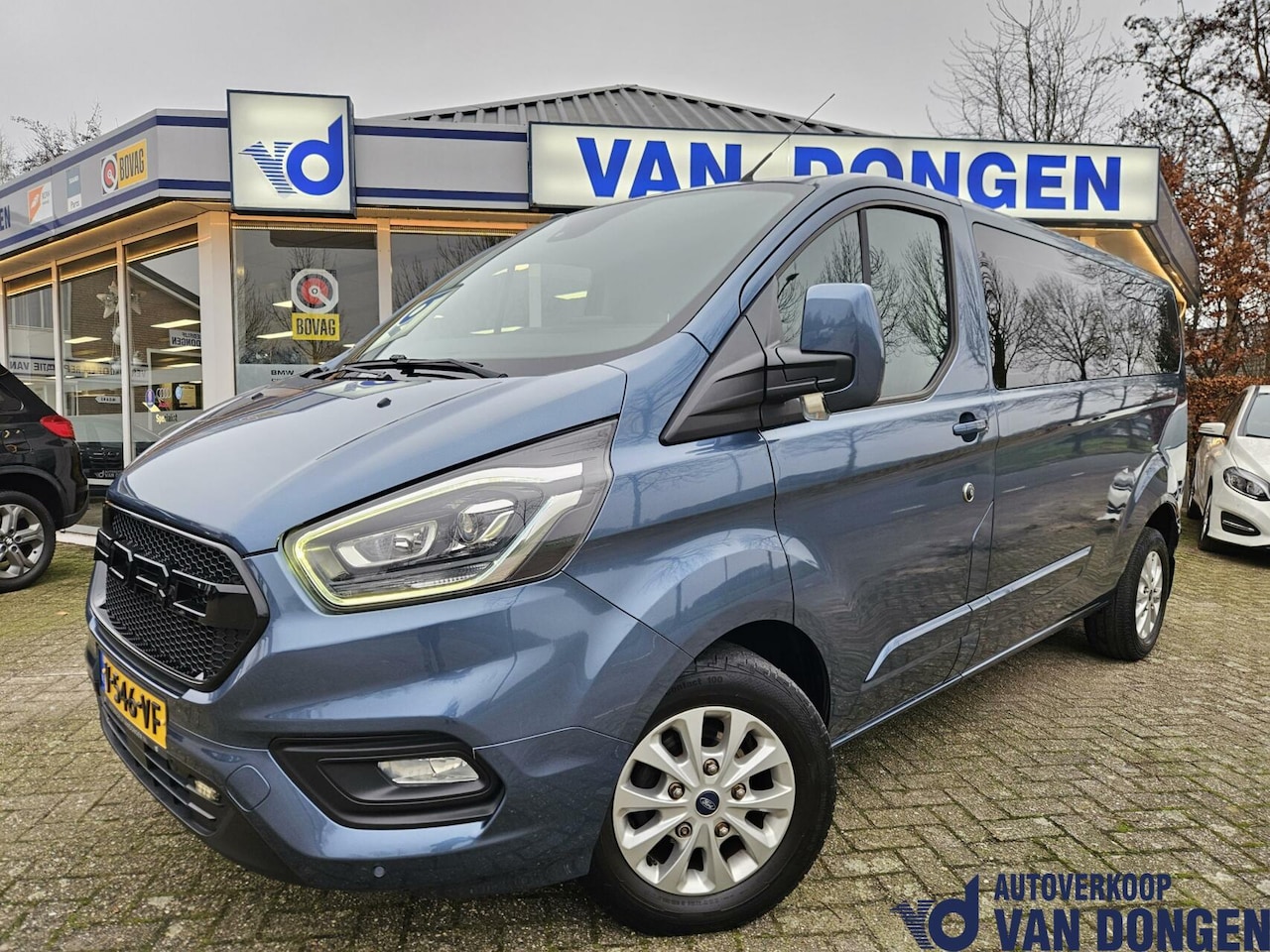 Ford Transit Custom - 300 2.0 TDCI L2H1 Limited | Raptor | Trekhaak/Navigatie - AutoWereld.nl