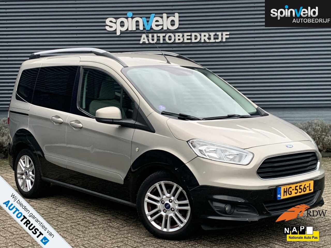 Ford Tourneo Courier - 1.0 Titanium BJ`14 Recent Distributieset v.v. - AutoWereld.nl