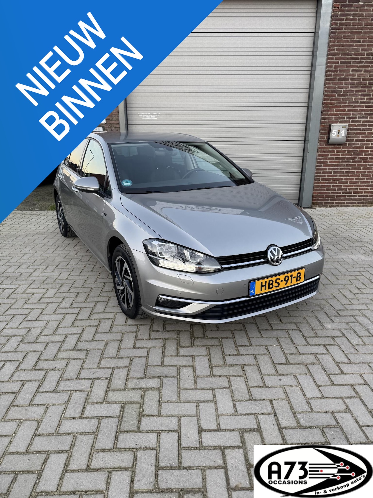 Volkswagen Golf - 1.0 TSI Highline Stoelverwarming,cruise,navi,stuurbediening - AutoWereld.nl