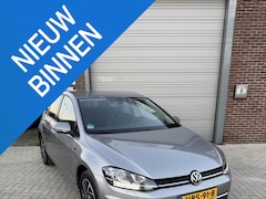 Volkswagen Golf - 1.0 TSI Highline Stoelverwarming, cruise, navi, stuurbediening