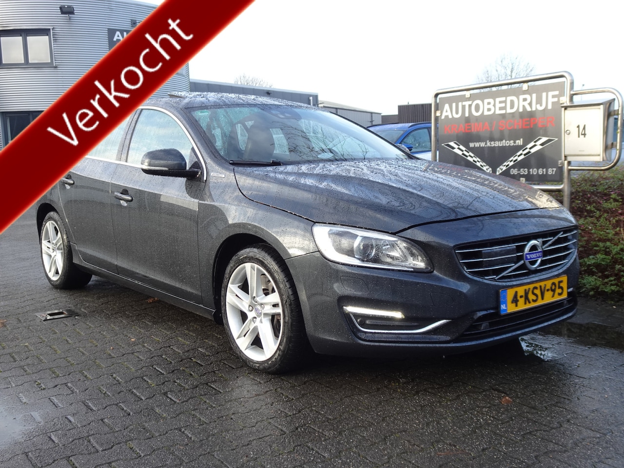 Volvo V60 - 2.4 D6 AWD Plug-In Hybrid Summum 2.4 D6 AWD Plug-In Hybrid Summum - AutoWereld.nl