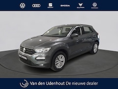 Volkswagen T-Roc - 1.0 TSI | Navigatie | Trekhaak | Climatronic | verwarmde voorstoelen