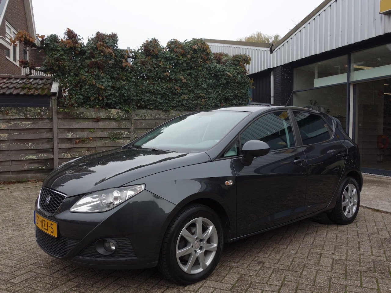 Seat Ibiza - 1.2 TDI Style Ecomotive 75 Pk 5 deurs Airco Nap - AutoWereld.nl