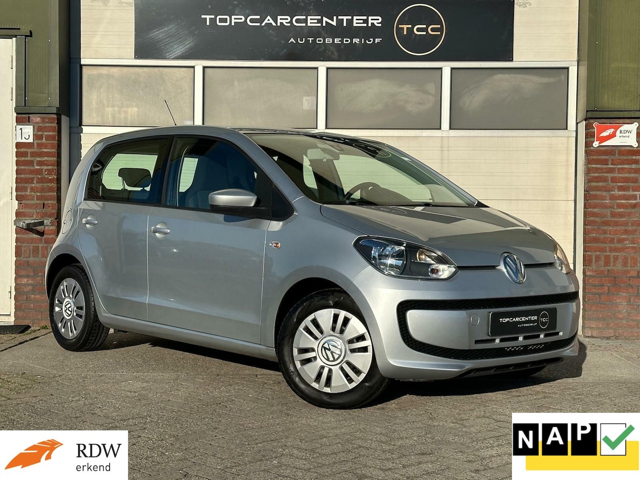 Volkswagen Up! - 1.0 move up BlueM./AIRCO/PARKS/CRUISE/APK/NAP - AutoWereld.nl