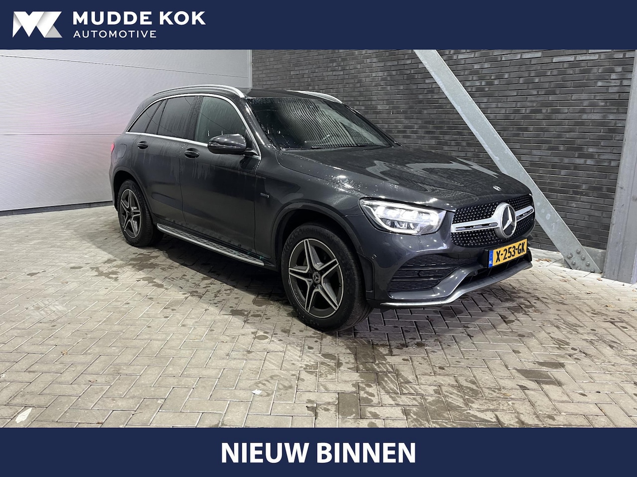 Mercedes-Benz GLC-klasse - 300e 4MATIC Business Solution AMG | Camera | 19 Inch | Getint Glas | Elektrische Achterkle - AutoWereld.nl