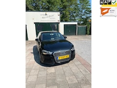 Audi A1 - 1.6 TDI Attr. PL. B