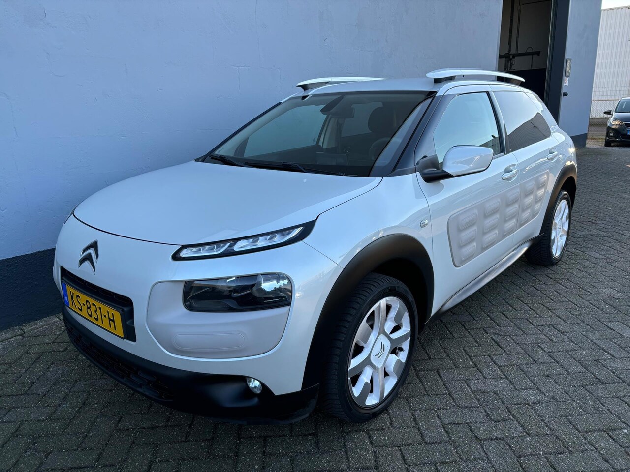 Citroën C4 Cactus - 1.2 - Navigatie - LMV - AutoWereld.nl