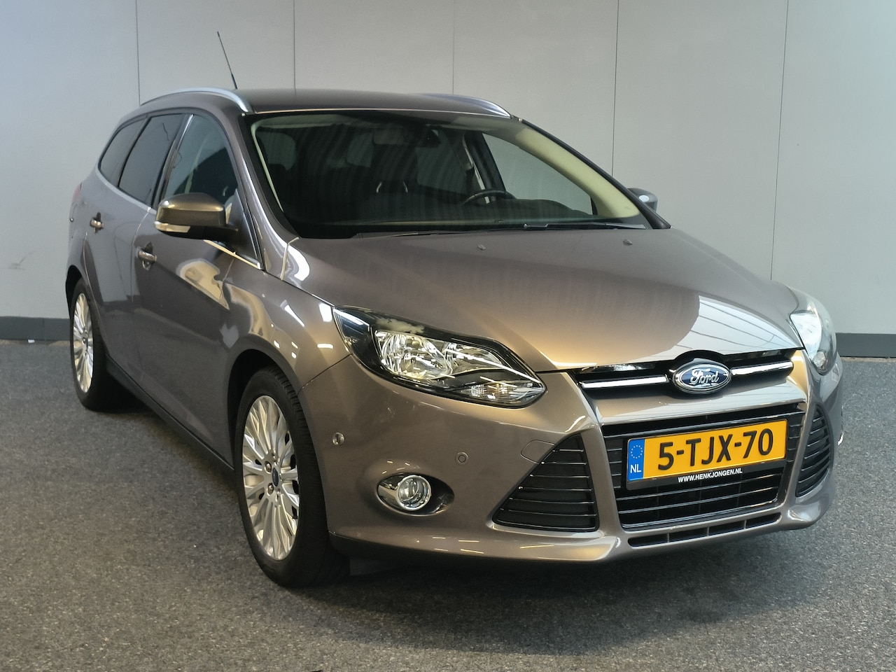 Ford Focus Wagon - 1.0 EcoBoost Edition Plus Rijklaar + 12 maanden Bovag-garantie Henk Jongen Auto's in Helmo - AutoWereld.nl