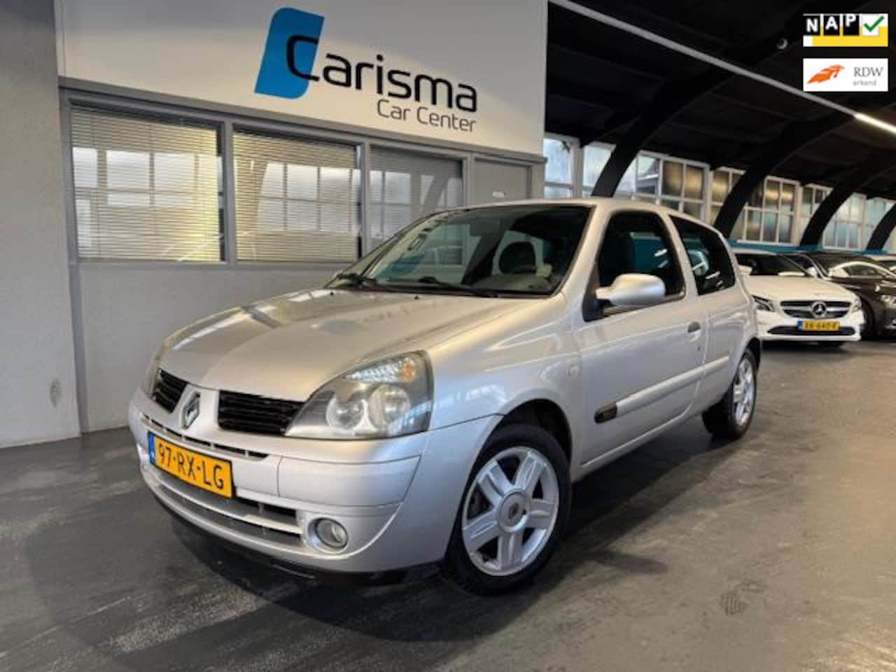 Renault Clio - 1.2-16V Community|Airco|LM-Velgen|NAP|APK - AutoWereld.nl