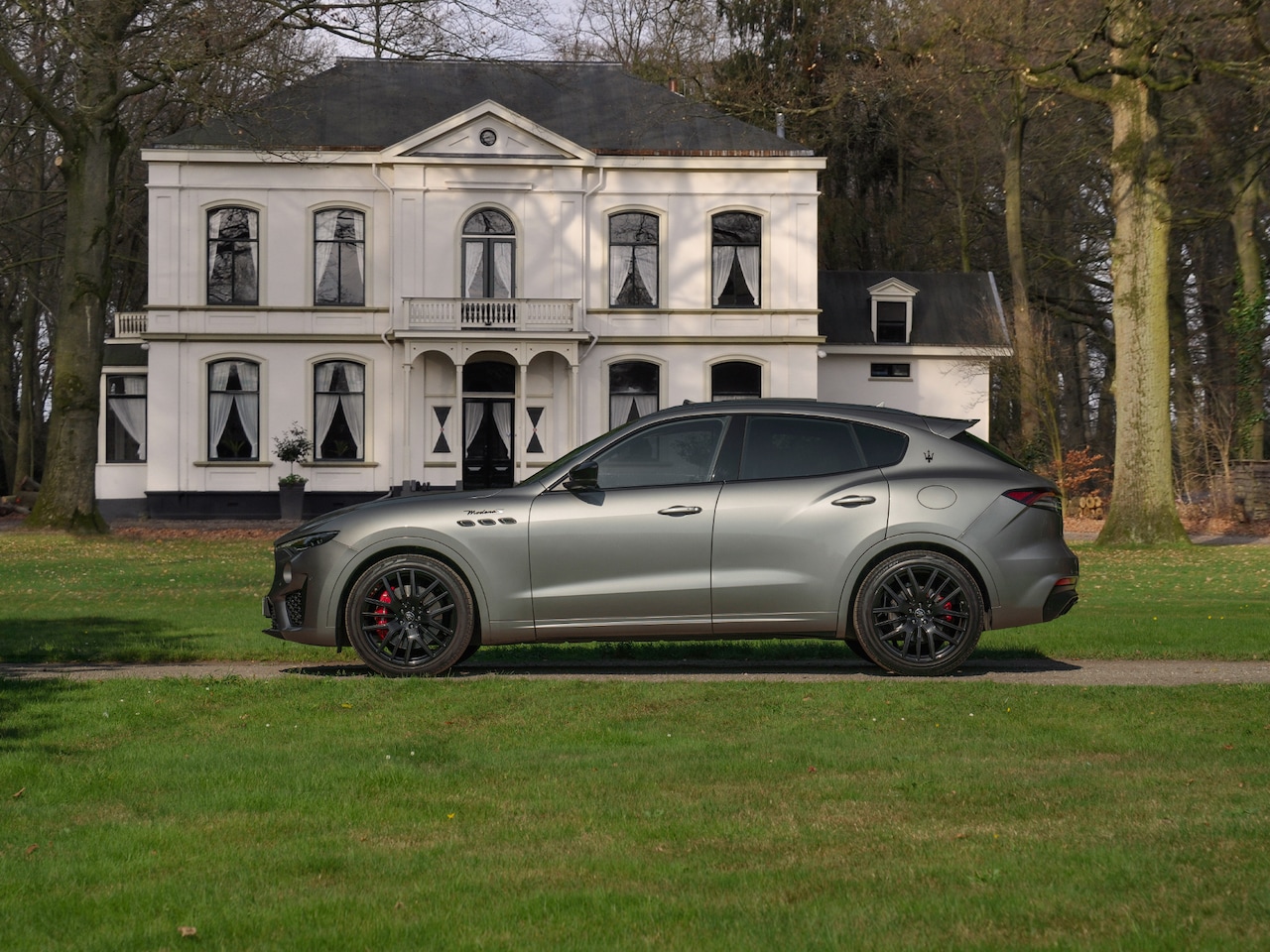 Maserati Levante - 3.0 V6 430pk Modena S Q4 | Pano-dak | Driver Assistance Pack Plus | Harman/Kardon | 1e eig - AutoWereld.nl