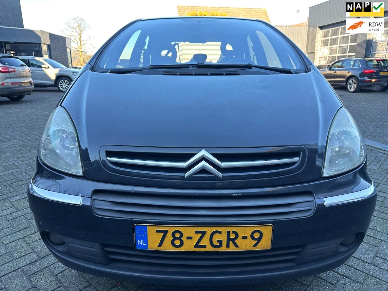 Citroën Xsara Picasso - 2.0i-16V Exclusive Automaat Clima Cruise - AutoWereld.nl