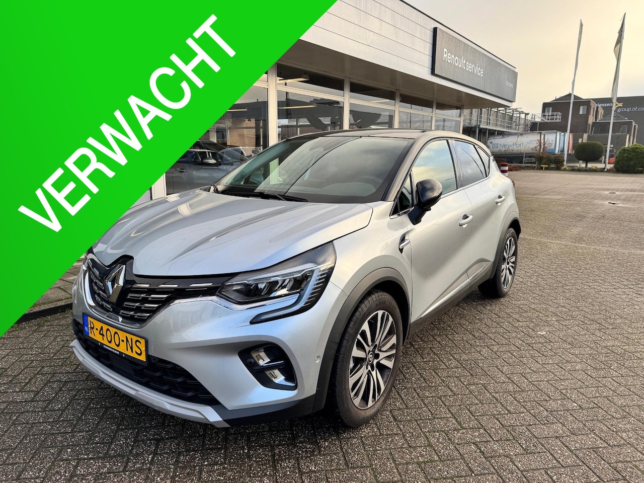 Renault Captur - 10-2022 Mild Hybrid 160 ICONIC / INITIALE / 360 CAMERA/ PACK ADVANCE DRIVING/ LEDEREN BEKL - AutoWereld.nl