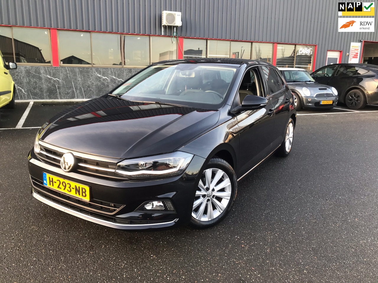 Volkswagen Polo - 1.0 TSI Highline / NAP / PANO / SP VLG / OHB / CAMERA / APPLE-CARPLAY / LED - AutoWereld.nl