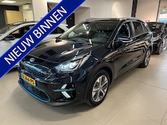 Kia e-Niro - ExecutiveLine 64KWh 3-fase, 1e Eig, Navi, BT, Camera, Leder, Memory Seat, Schuifdak