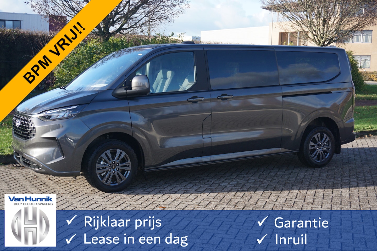 Ford Transit Custom Tourneo - 320L 170PK DC Limited AUT BPM VRIJ!! Leder, Sync4 Apple CP/Android A, Cam, LED Trekhaak!! - AutoWereld.nl