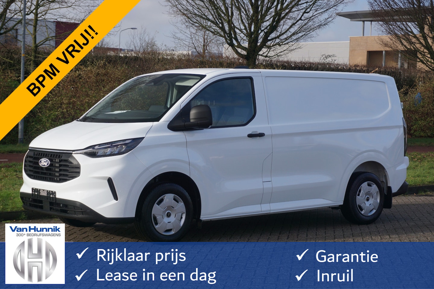 Ford Transit Custom - 320S 136PK Trend AUT BPM VRIJ!! Navi, Camera, Adap. Cruise, Omvormer, Trekhaak!! NR. 326 - AutoWereld.nl