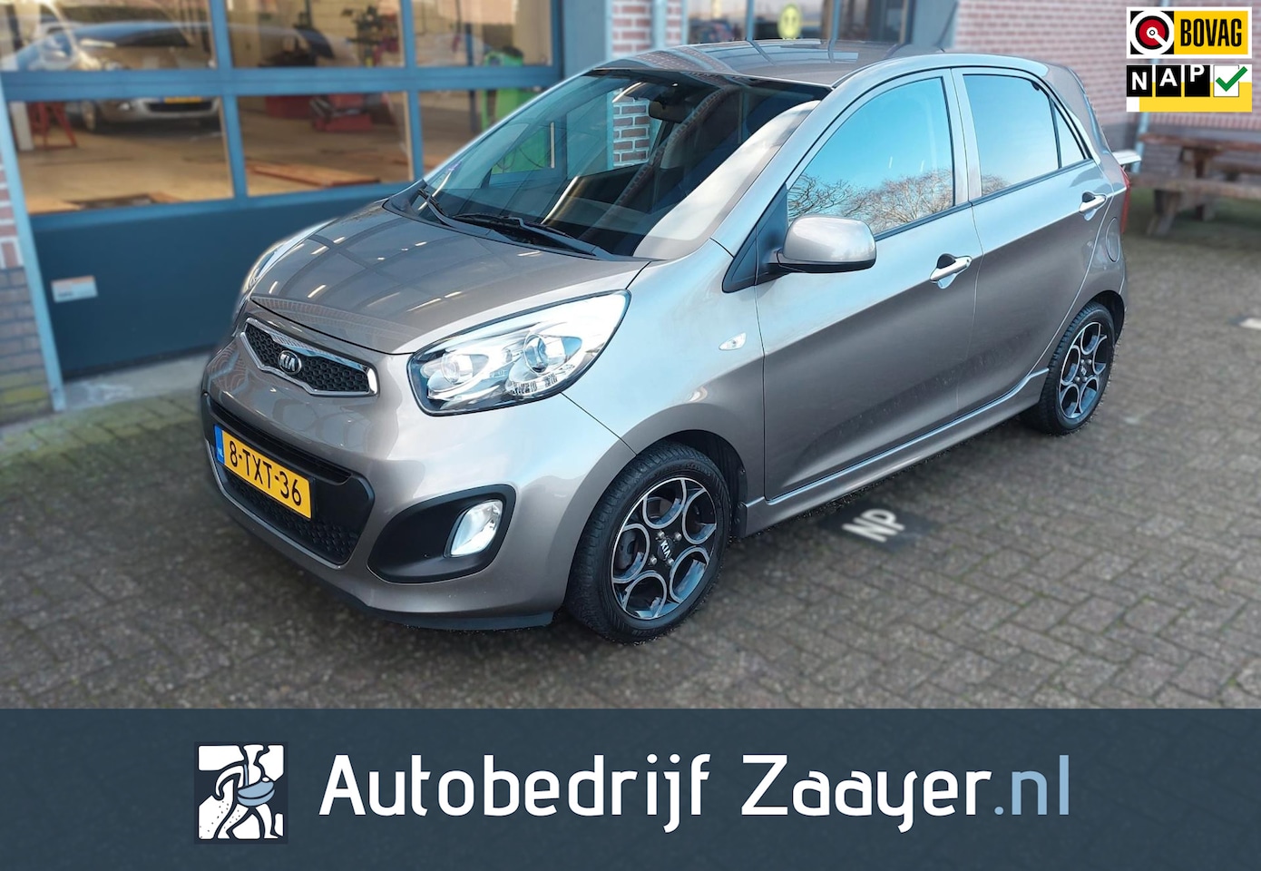 Kia Picanto - 1.0 CVVT World Cup Ed. 1.0 CVVT World Cup Ed. - AutoWereld.nl