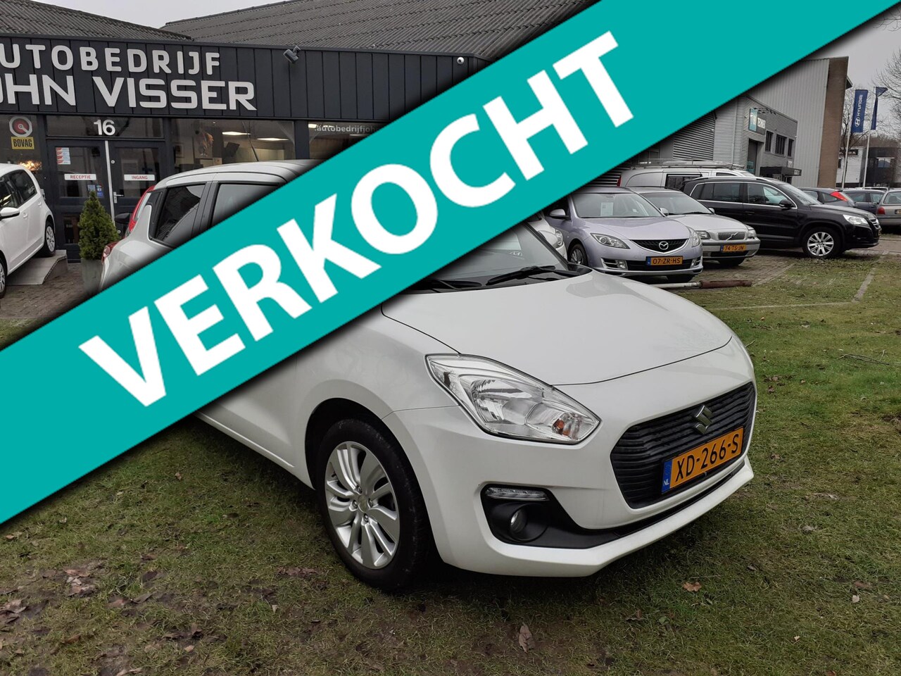 Suzuki Swift - 1.2 Select *Parelmoer kleur*Camera*Navi*Stoelverw* - AutoWereld.nl