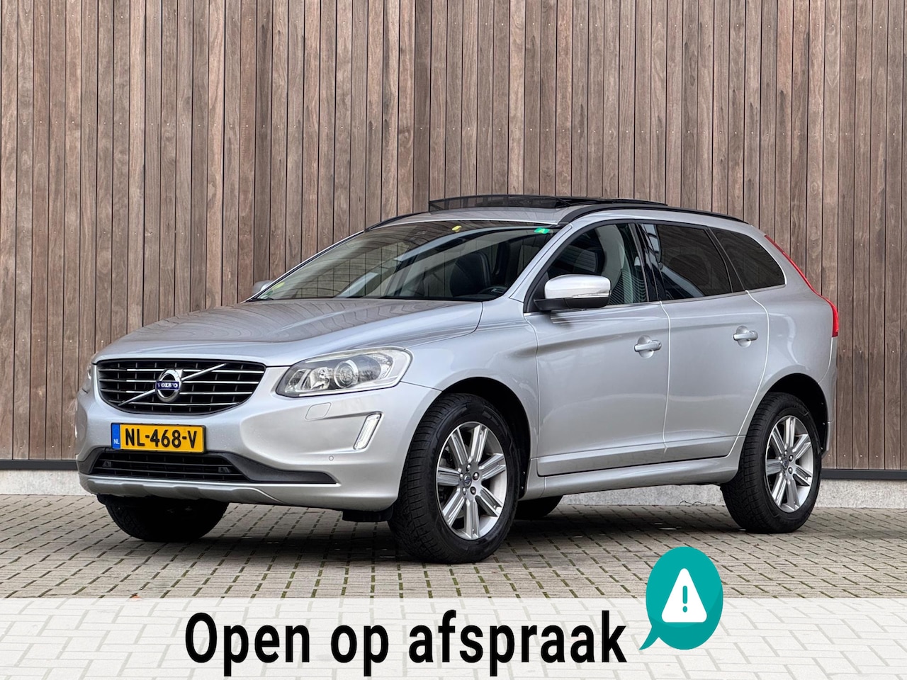 Volvo XC60 - 2.0 D3 Momentum |Pano|Trekhaak|Memory|Automaat| - AutoWereld.nl