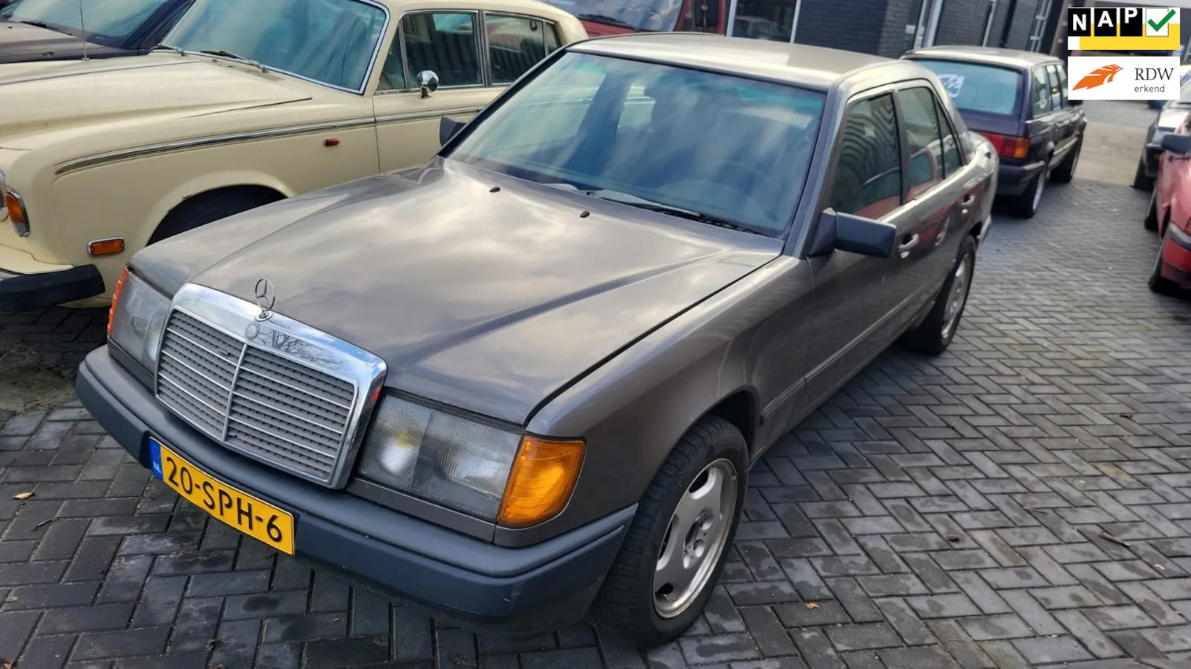 Mercedes-Benz E-klasse - 230 4drs 4-bak - AutoWereld.nl