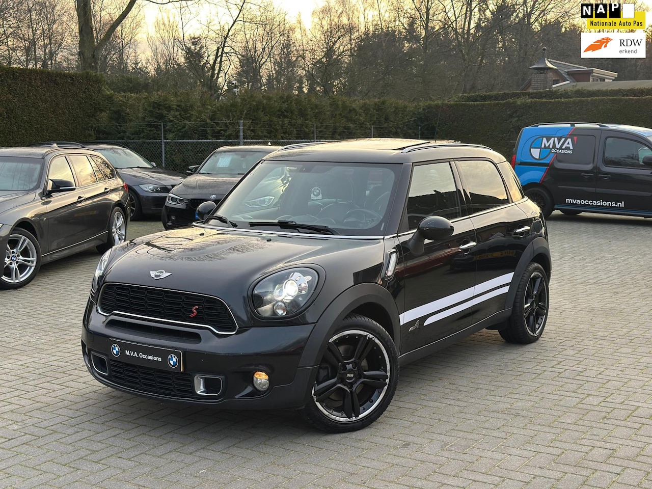 MINI Countryman - Mini 1.6 Cooper S ALL4 Chili|Harman Kardon|Navigatie|Leder|Xenon|Cruise control|Stoelverw. - AutoWereld.nl