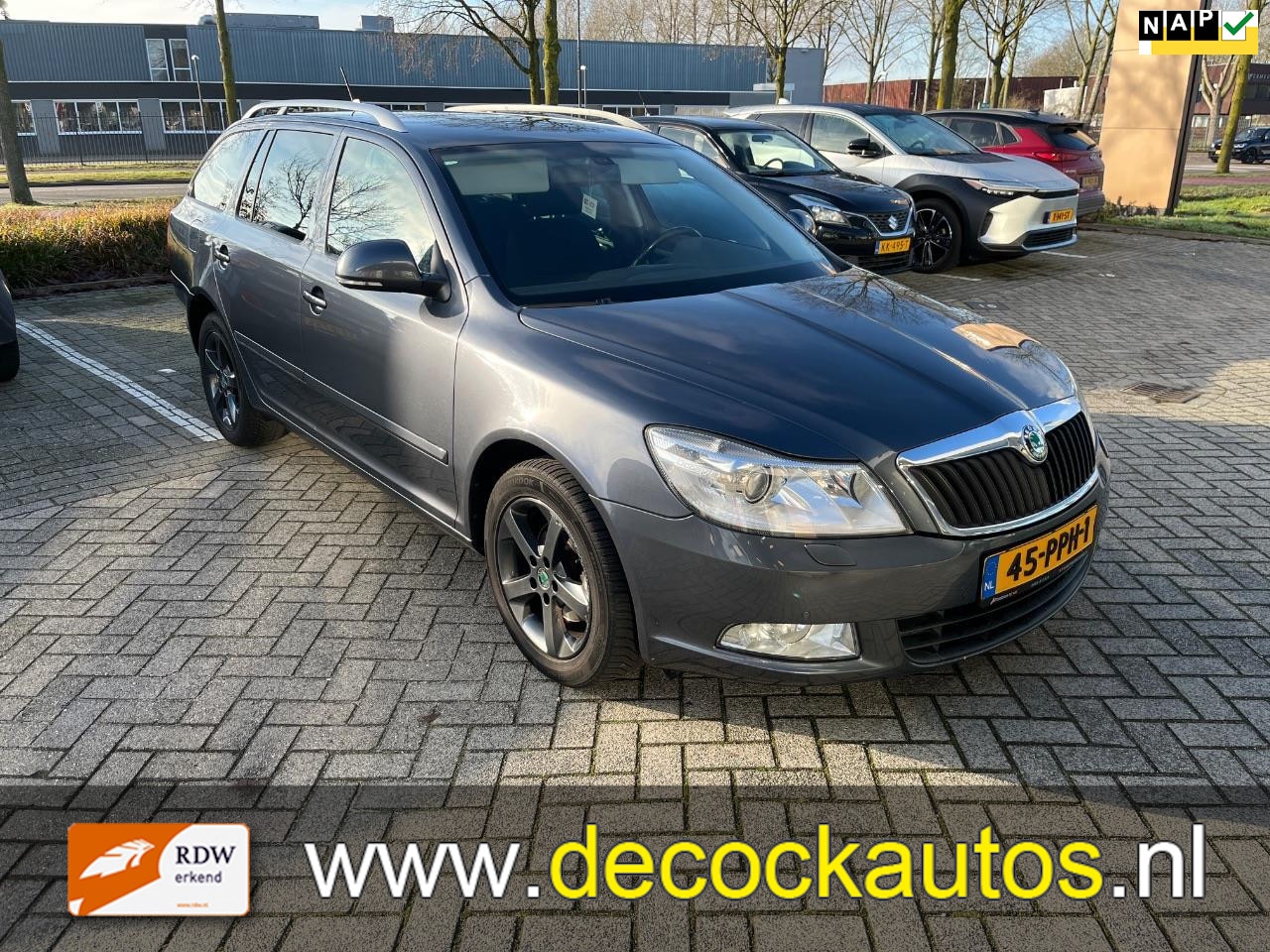 Skoda Octavia Combi - 1.2 TSI Elegance Business Line/AUTOMAAT - AutoWereld.nl