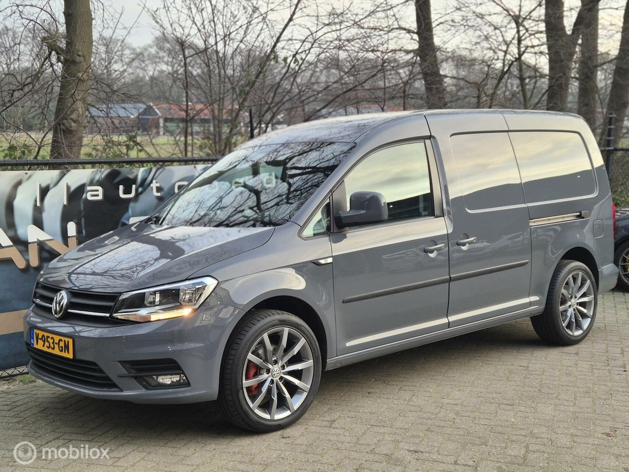 Volkswagen Caddy Maxi - Bestel 2.0 TDI L2H1 BMT Highline | DSG | BLUETOOTH | VOORRUIT V. | 18'' | PDC | - AutoWereld.nl