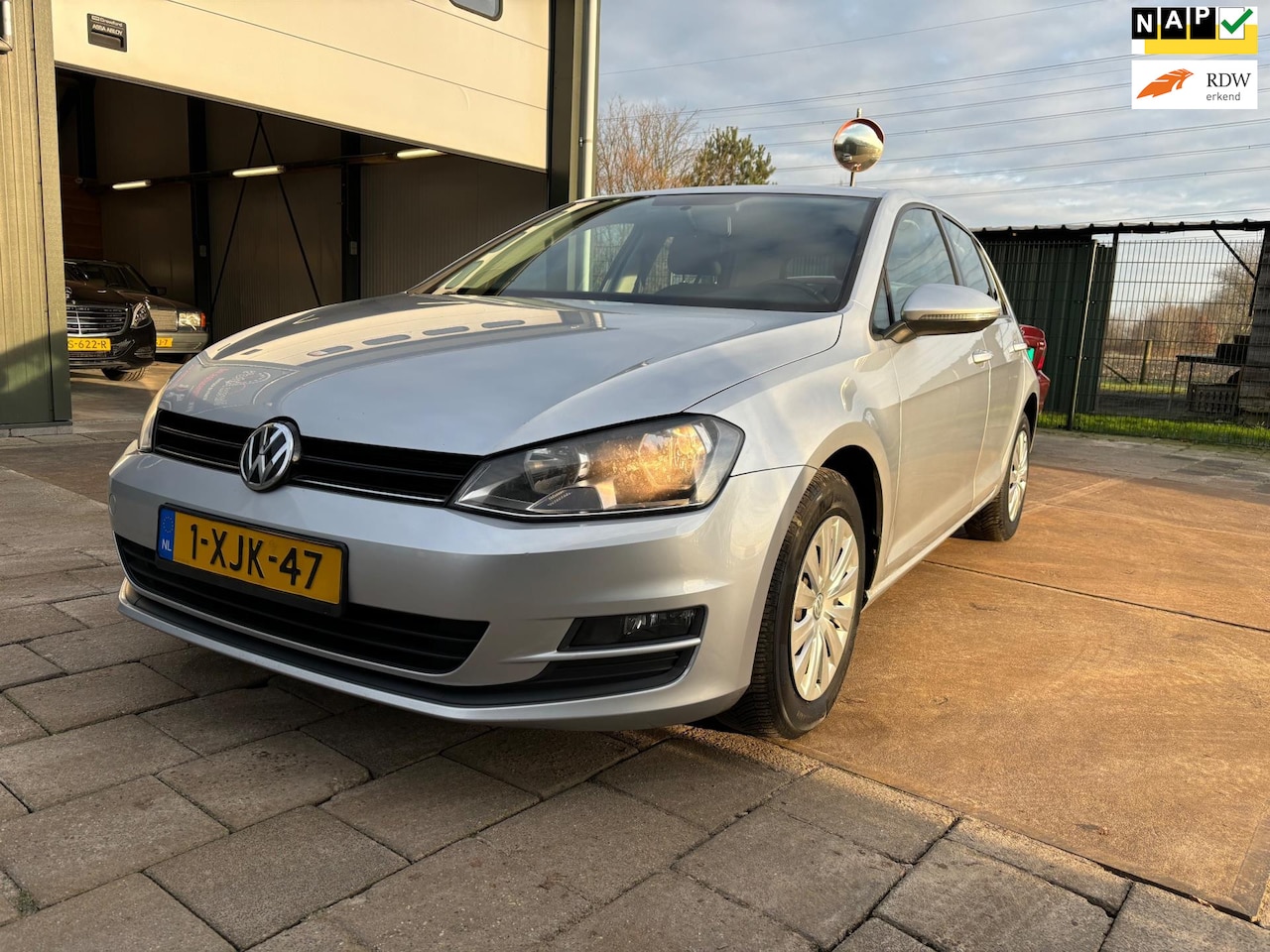 Volkswagen Golf - 1.2 TSI Golf 7 Navi Airco Cruise - AutoWereld.nl