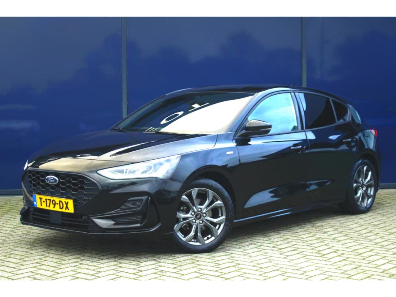 Ford Focus - 1.0 125 PK Hybrid ST-Line | LED | Navi | PDC V&A | Climate & Cruise C. | Privacy Glass | 1 - AutoWereld.nl