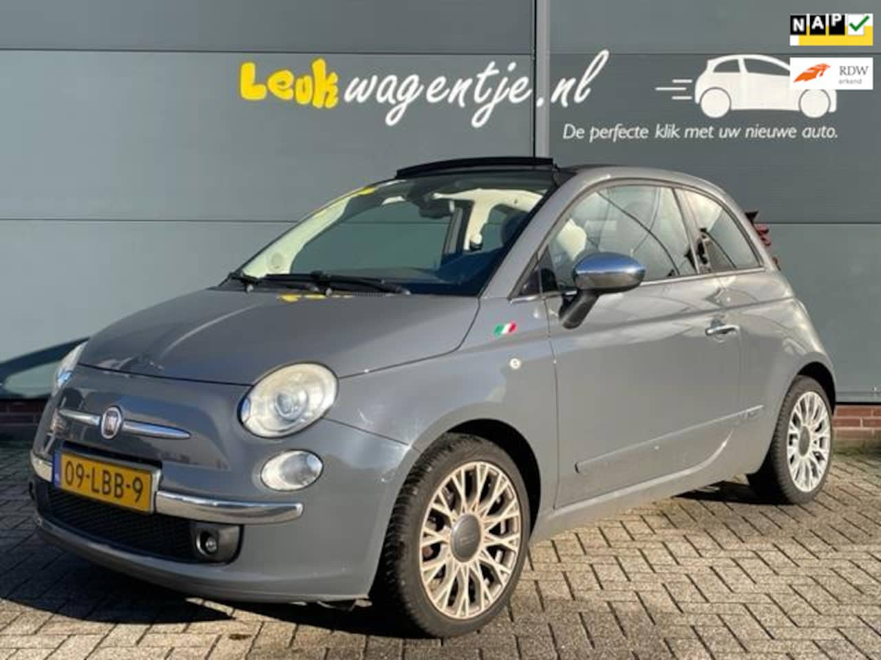 Fiat 500 C - 1.2 Rock Cabrio Automaat *leer *climate *16" *NL - AutoWereld.nl