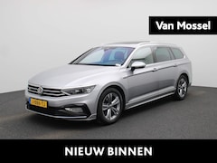 Volkswagen Passat Variant - 1.5 TSI R-Line Business +