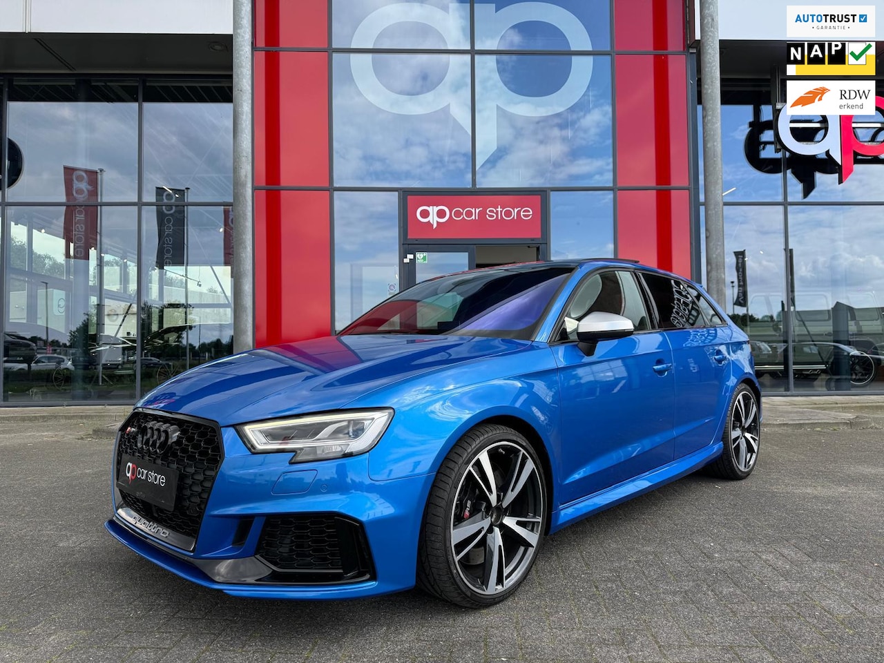 Audi A3 Sportback - 2.5 TFSI RS3 quattro Full Panorama B&O RS Seats Camera Parksens. - AutoWereld.nl