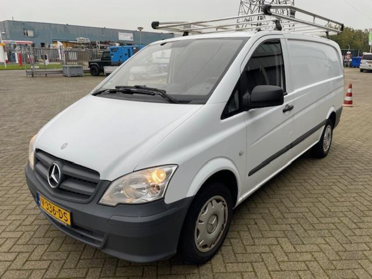 Mercedes-Benz Vito - 110CDI Lang functional - AutoWereld.nl