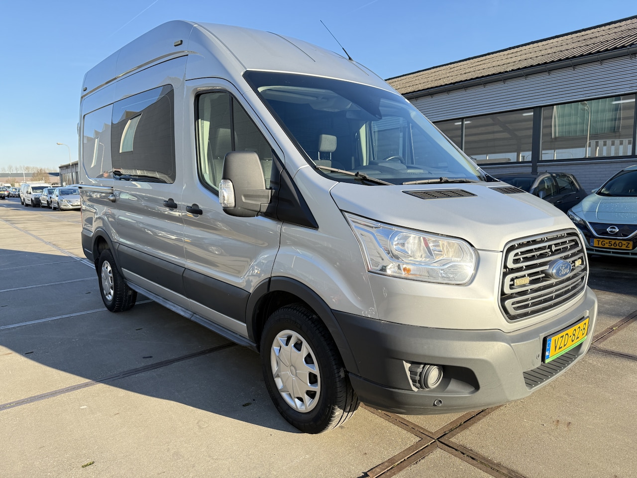 Ford Transit - 350 2.0 TDCI L2H3 Trend Automaat - AutoWereld.nl