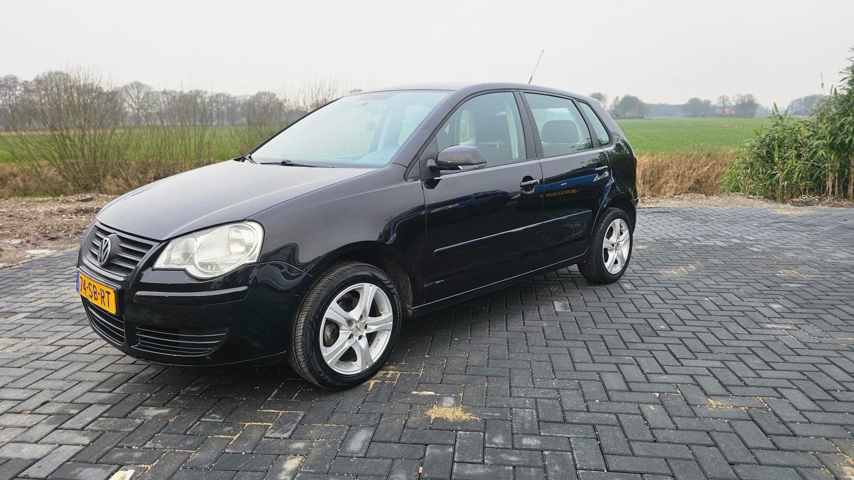 Volkswagen Polo - 1.4-16V Comfortline 1.4-16V Comfortline - AutoWereld.nl