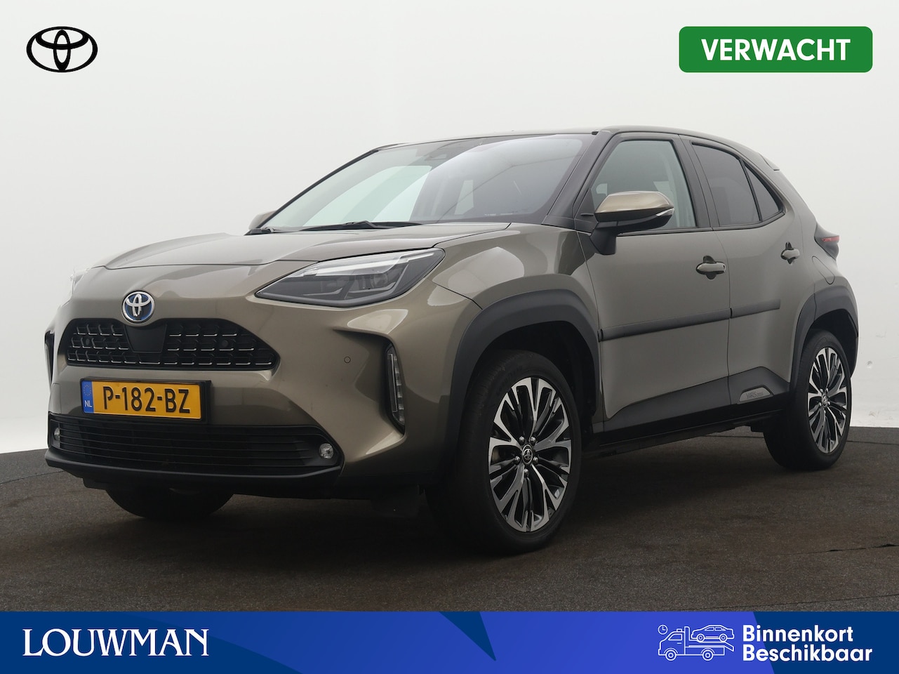 Toyota Yaris Cross - 1.5 Hybrid Executive Limited | Parkeersensoren | Stoel en stuurwiel verwarmd | Camera | Dr - AutoWereld.nl