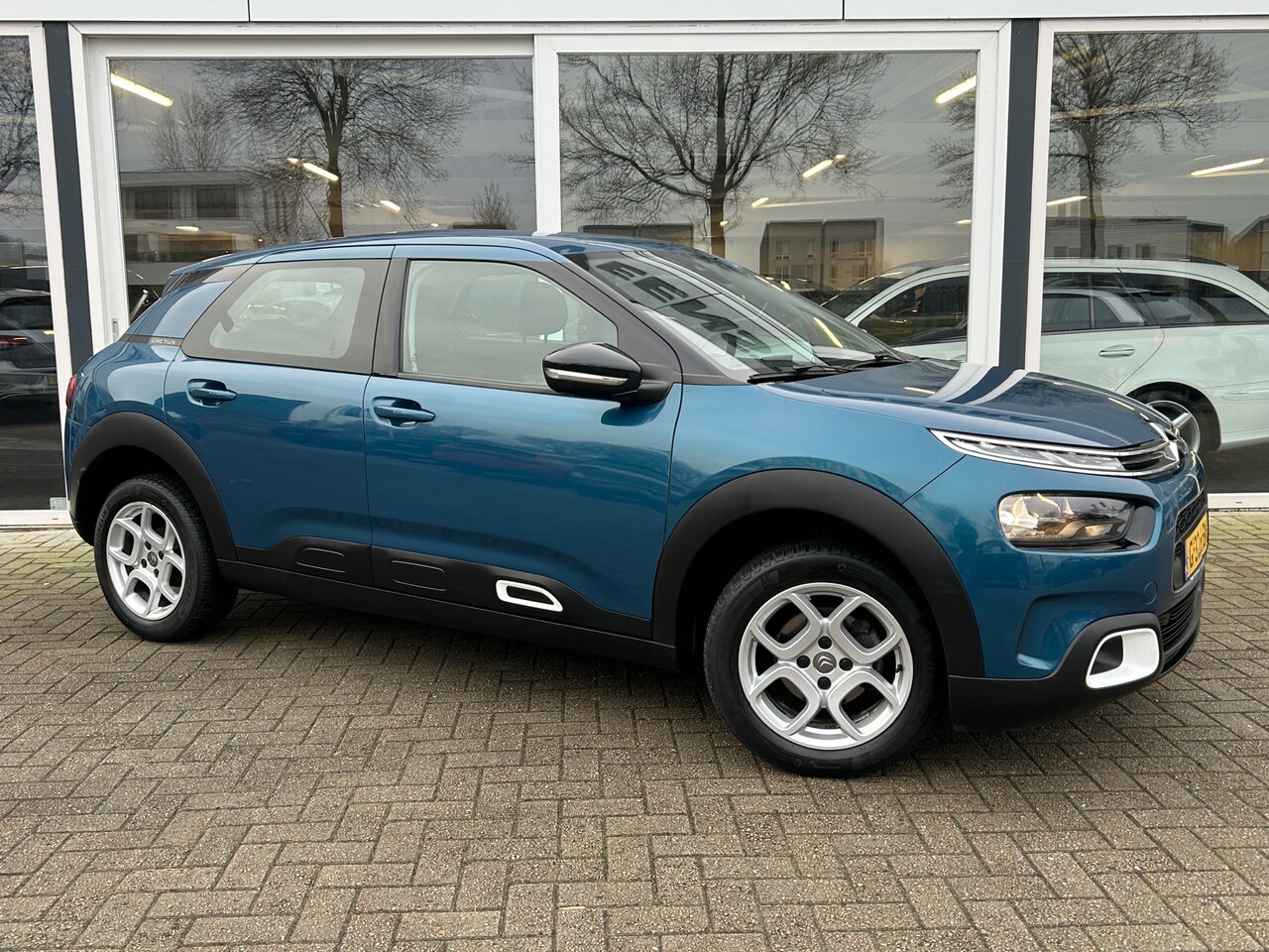 Citroën C4 Cactus - 1.2 PureTech Business 50% deal 5.225,- ACTIE Trekhaak / Carplay / Cruise / Clima - AutoWereld.nl