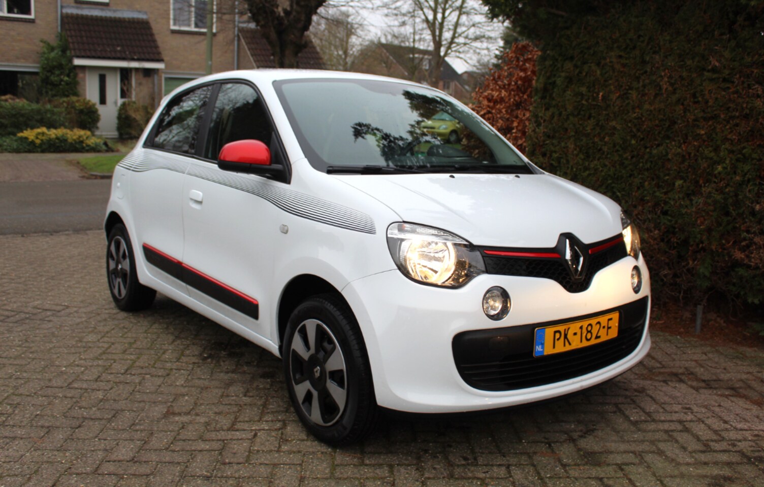 Renault Twingo - 1.0 SCe Collection 1.0 SCe COLLECTION - AutoWereld.nl