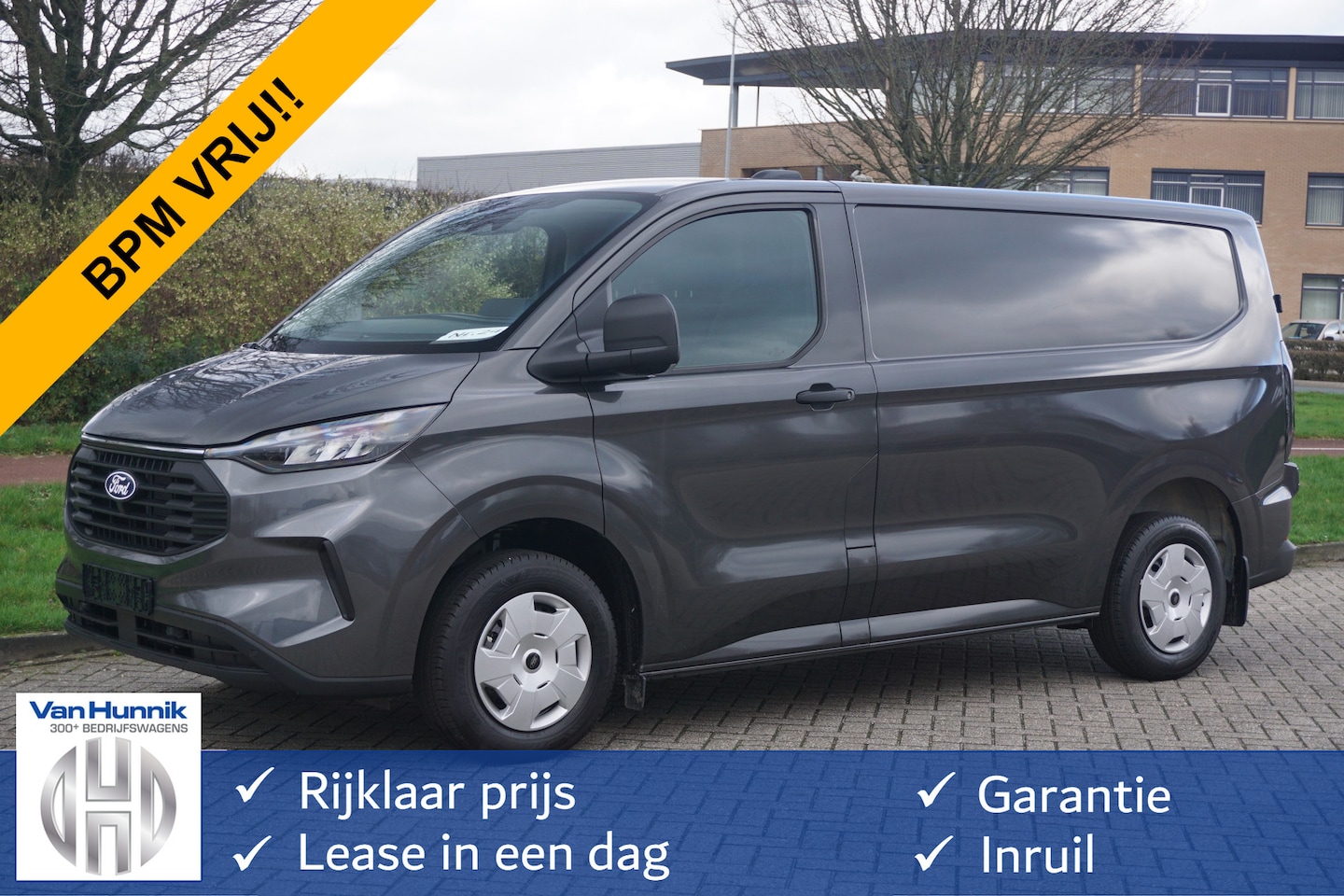 Ford Transit Custom - 320S 136PK Trend AUT BPM VRIJ!! Navi, Camera, Adap. Cruise, Omvormer, Trekhaak!! NR. 328 - AutoWereld.nl