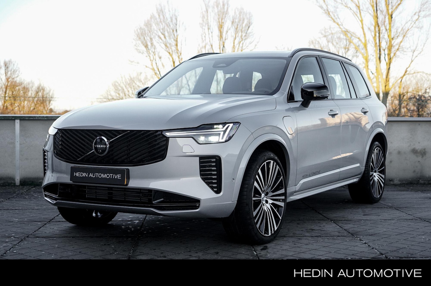 Volvo XC90 - 2.0 T8 Plug-in hybrid AWD Ultra Dark Bowers & Wilkins | Actieve Luchtvering | Voorstoelen - AutoWereld.nl