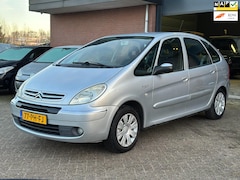 Citroën Xsara Picasso - 1.8i-16V AIRCO, APK, TREKHAAK, NAP