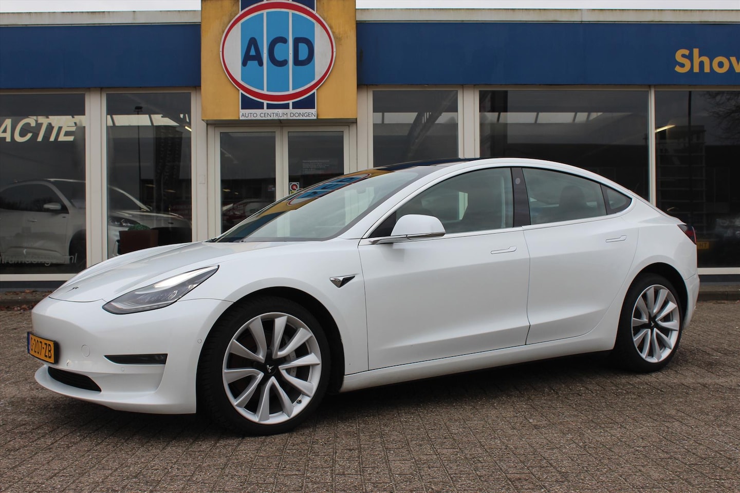 Tesla Model 3 - Long-Range AWD | 19inch Lmvelgen | - AutoWereld.nl