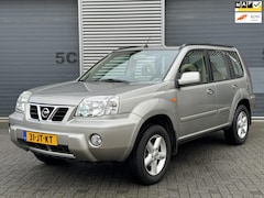 Nissan X-Trail - 2.0 Elegance Pano/Leder/Navi/4X4