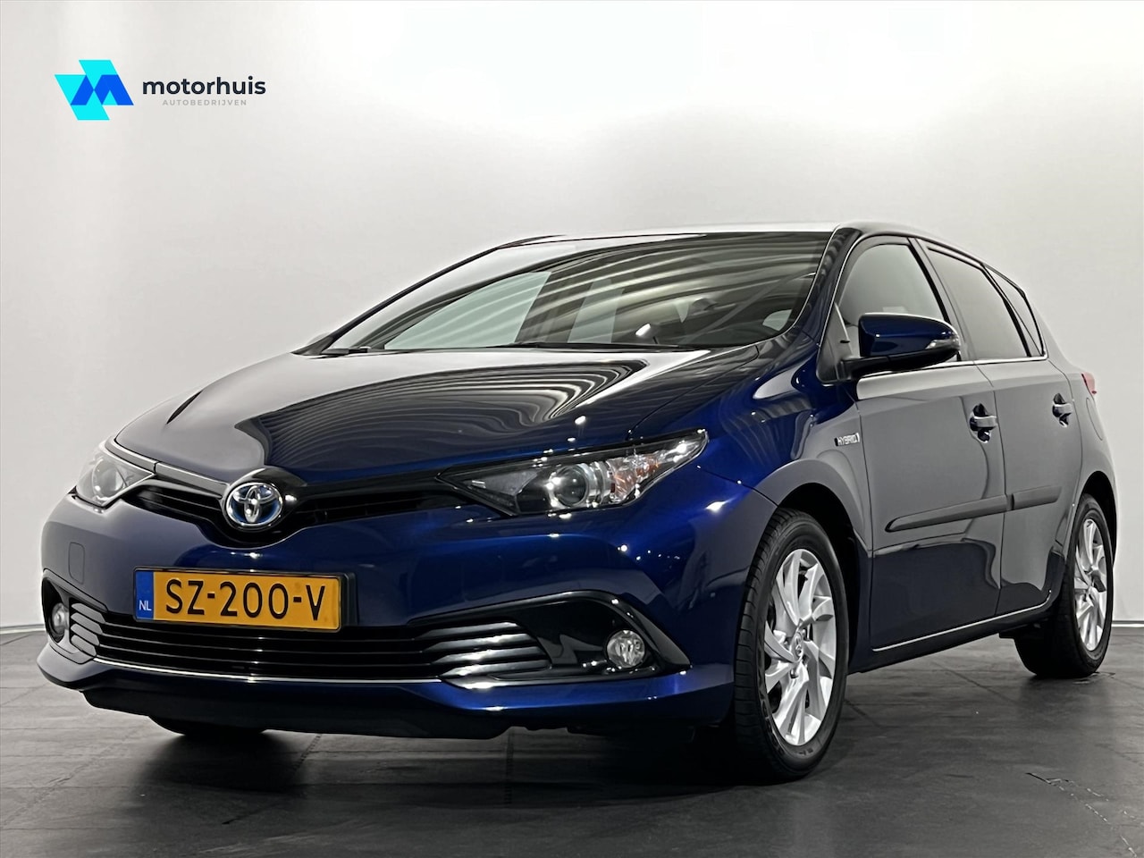 Toyota Auris - 1.8 Hybrid 136pk CVT Energy Plus AUTOMAAT - AutoWereld.nl