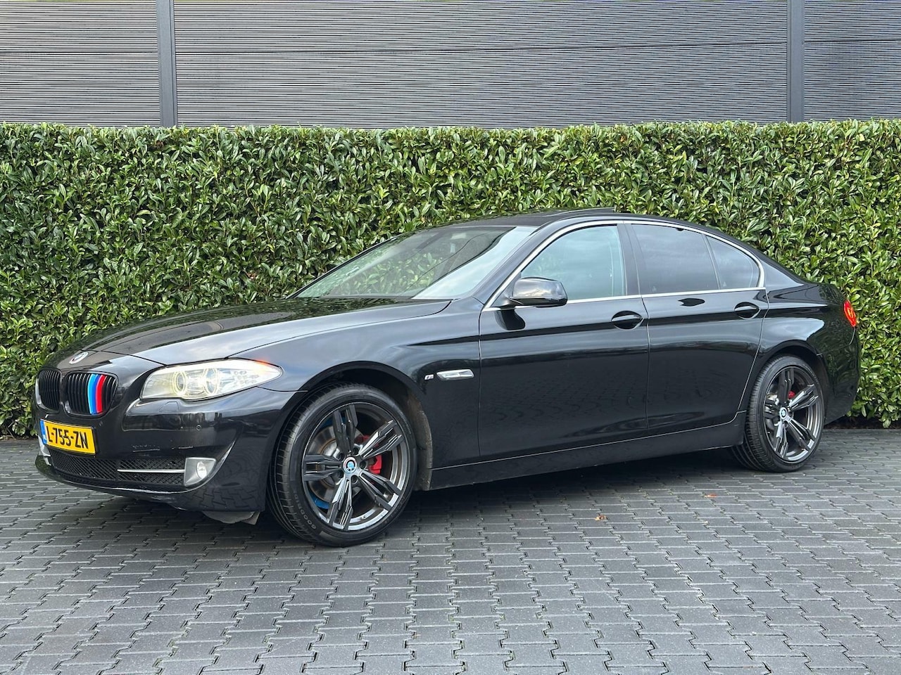 BMW 5-serie - 520d Executive PANO, NAV, CRUISE, ECC, PDC, STOELVERWARMING - AutoWereld.nl