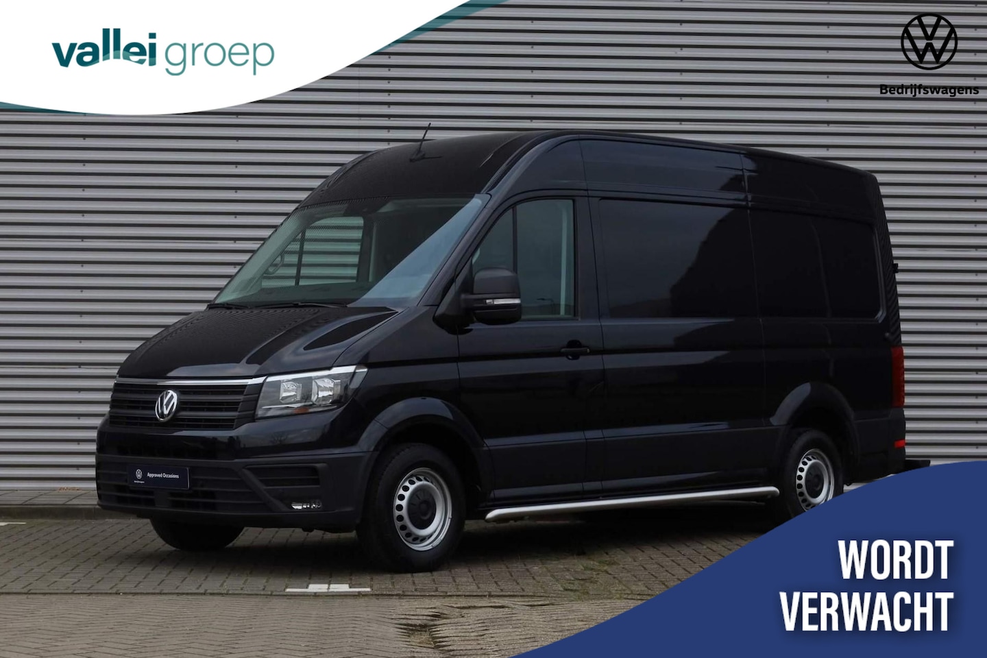 Volkswagen Crafter - 35 2.0 TDI 140PK L3H3 Comfortline EURO VI | Trekhaak | 3-zits | Parkeersensoren voor/achte - AutoWereld.nl