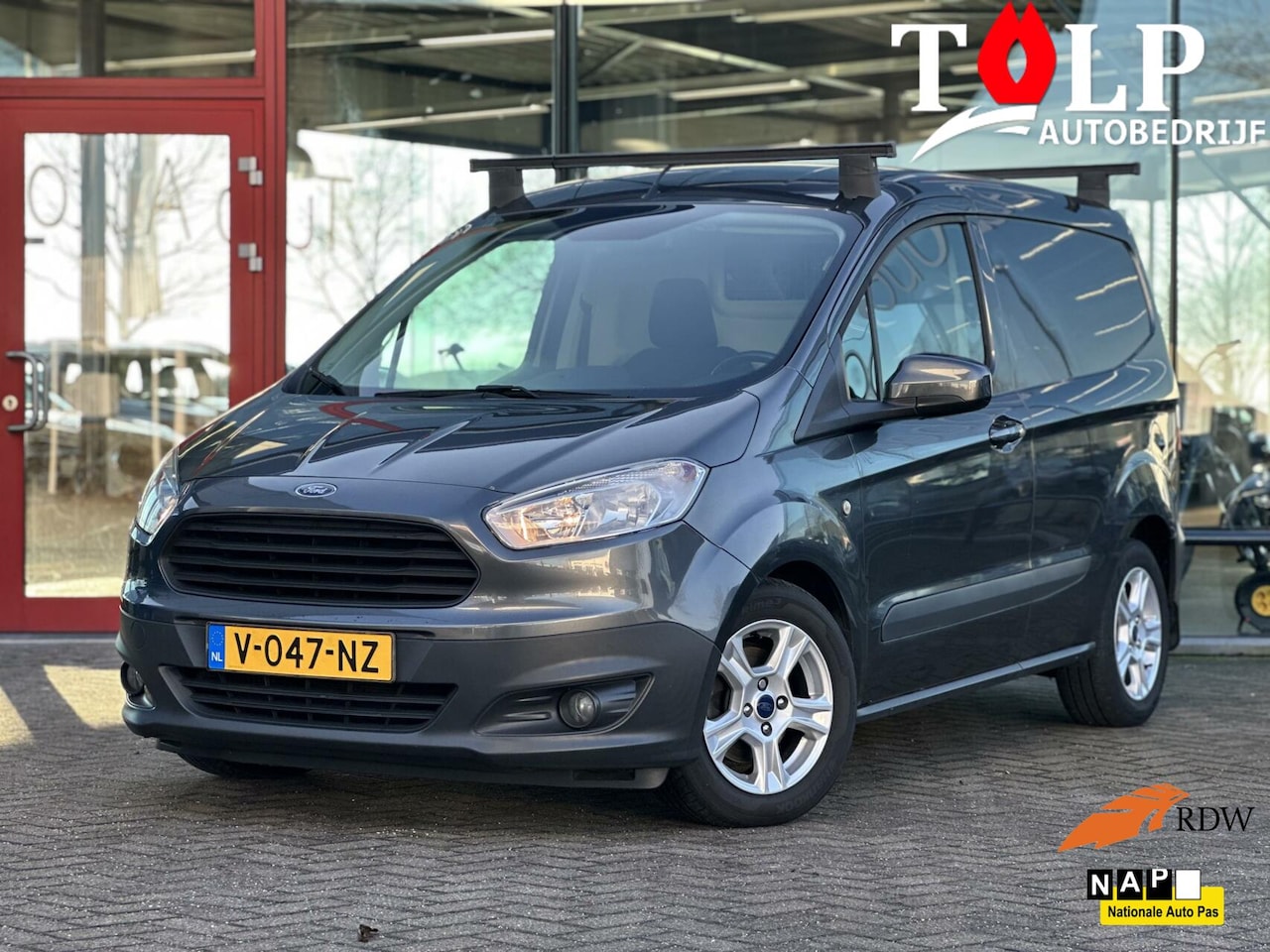 Ford Transit Courier - 1.5 TDCI Trend Airco Clima Navi LMV NAP - AutoWereld.nl