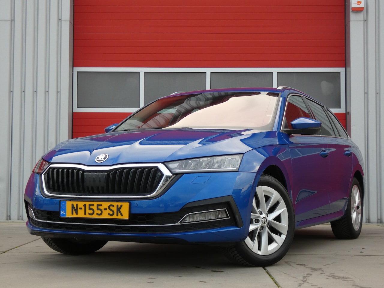 Skoda Octavia Combi - 1.0 e-TSI Business Edition Plus/ automaat/ zeer mooi! - AutoWereld.nl