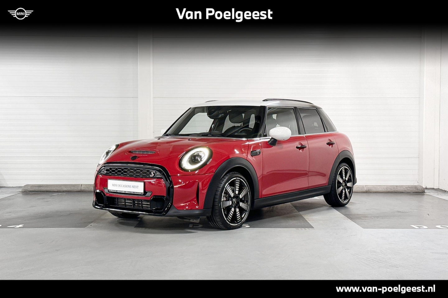 MINI Cooper S - 5-deurs | Apple CarPlay |  Achteruitrijcamera | Stoelverwarming - AutoWereld.nl