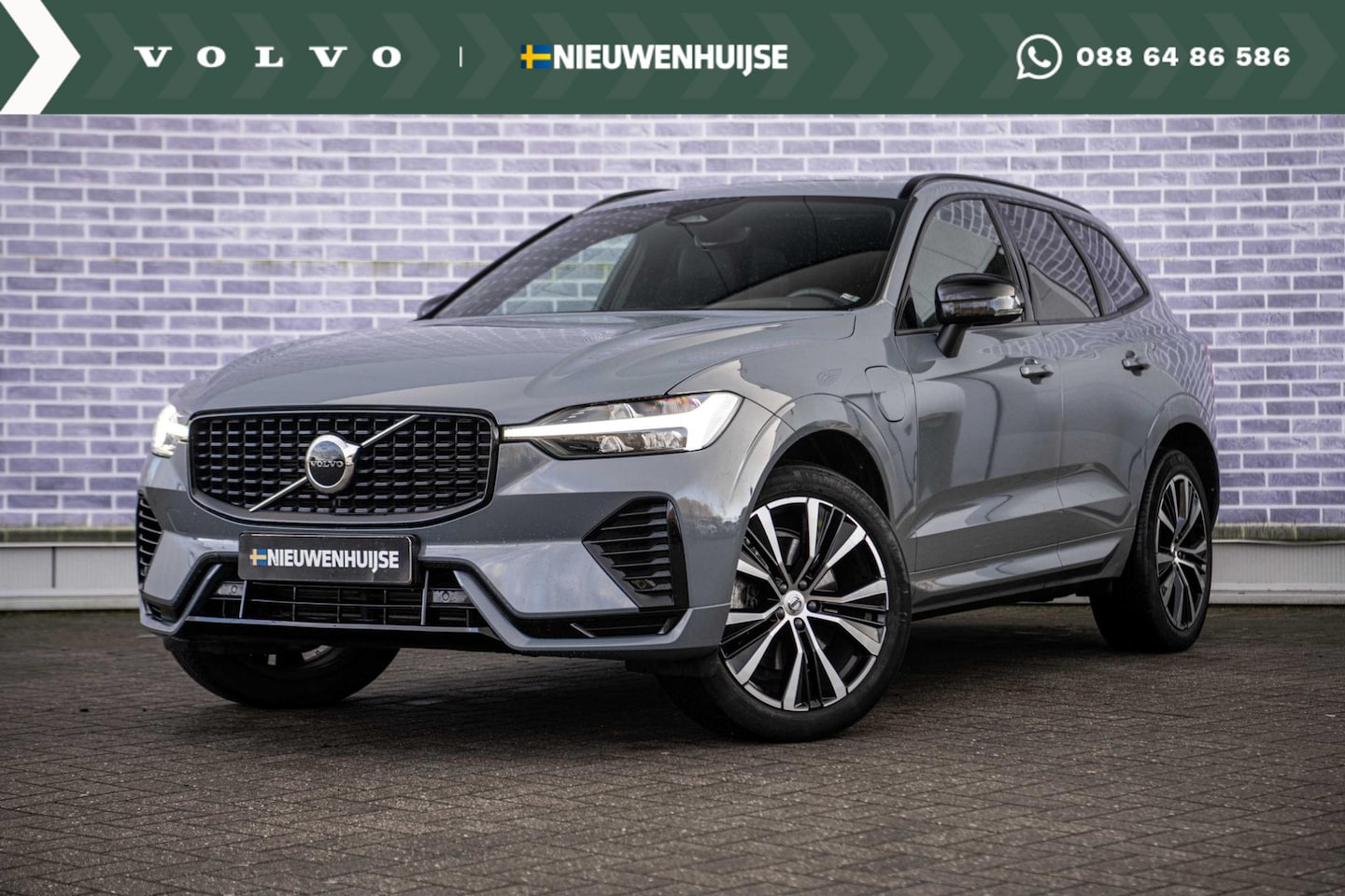 Volvo XC60 - 2.0 T6 Plug-in hybrid AWD Plus Dark | Panoramadak | R-Design | Adaptive cruise control | L - AutoWereld.nl